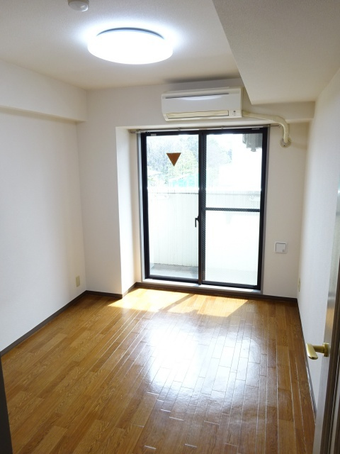 ライオンズマンション大森本町第3の居間・リビング|居間・リビング
