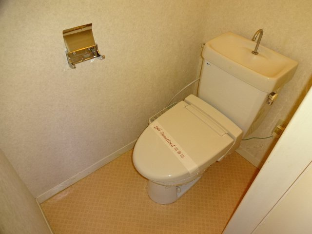 ハイツシュンのトイレ|シャワー付トイレ(イメージ)