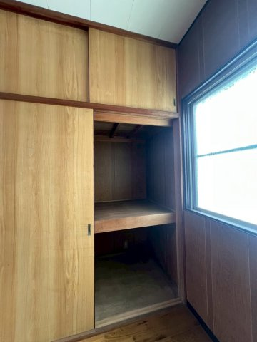 行幸町1丁目貸家の収納