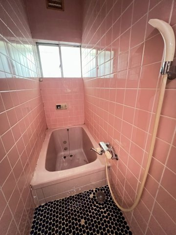 行幸町1丁目貸家の浴室