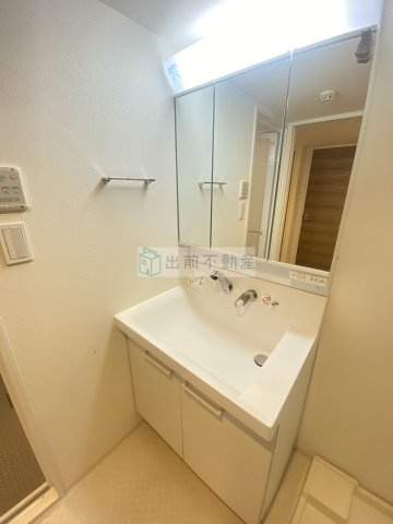 豊島区西池袋２丁目の賃貸マンションの洗面所