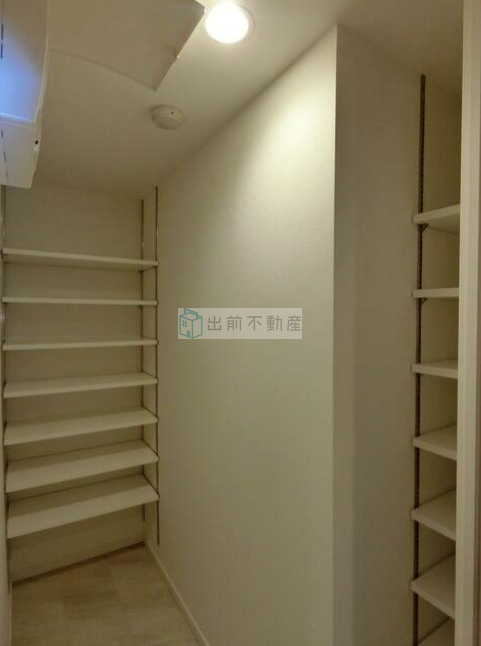 豊島区西池袋２丁目の賃貸マンションの収納