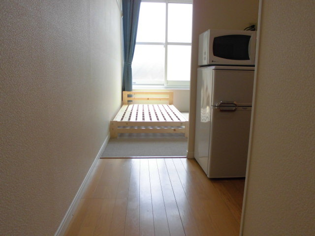 レオパレス伊吹の居間・リビング|画像8