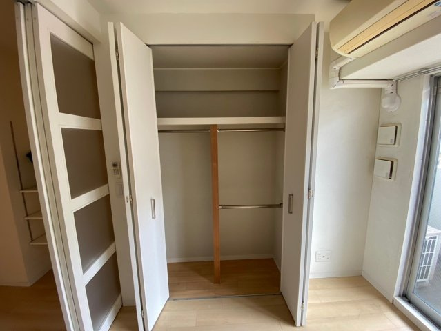 豊中市岡上の町４丁目の賃貸マンションの収納