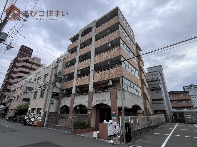 グレース長居の外観