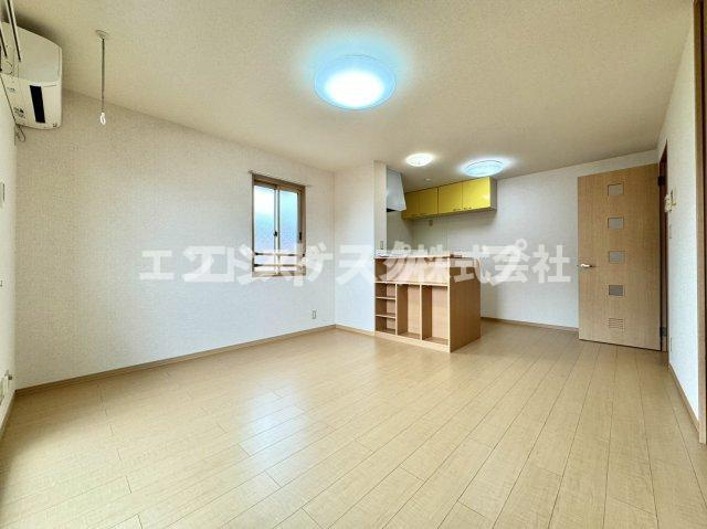 エスペランサの居間・リビング|高崎、前橋エリアのお部屋探しはエンドスケープまで！お客様の理想お聞かせ下さい♪