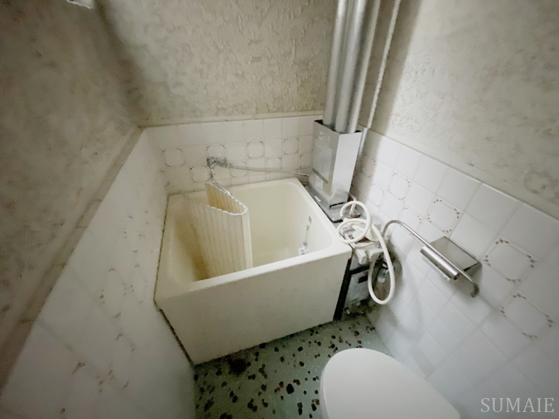 吉村荘の浴室|日々の暮らしに欠かせないお風呂です