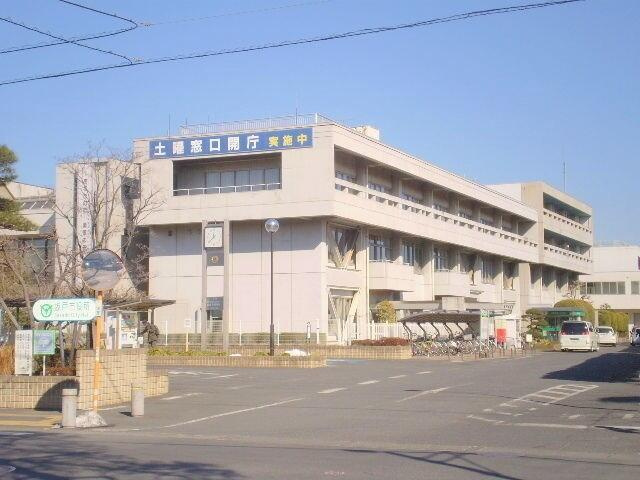 坂戸市役所まで2033m