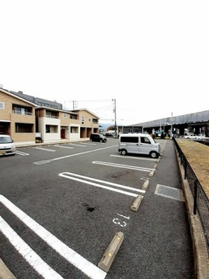 【駐車場】 | ビオーラＫⅢ | 駐車場があります