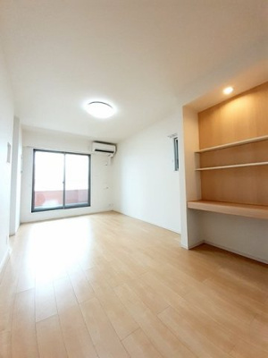 【居間・リビング】 | ルチアーナ | 居間です