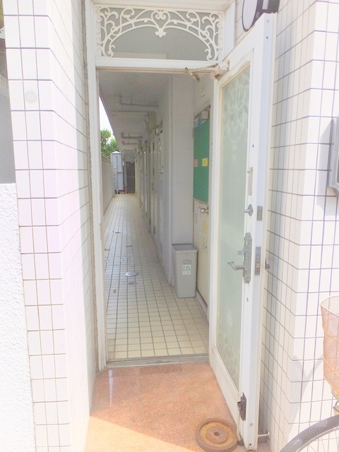 スカイコート品川のエントランス