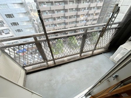 寿高ビルディングのバルコニー