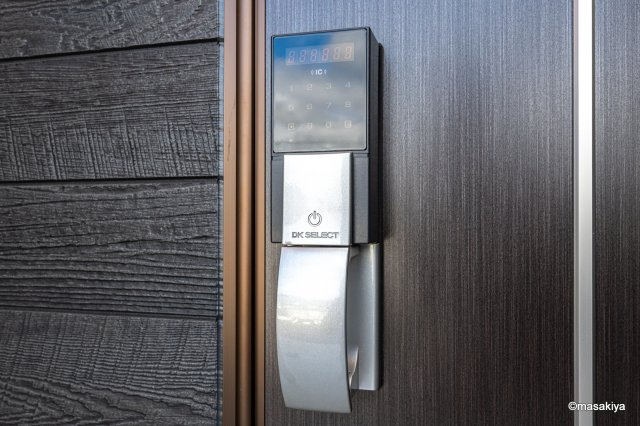 プレシャス・アイルのエントランス|家賃割10％　割引期間は契約開始日より23ヶ月後の末日迄。