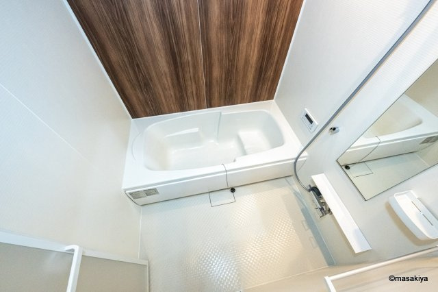 プレシャス・アイルの浴室|家賃割10％　割引期間は契約開始日より23ヶ月後の末日迄。