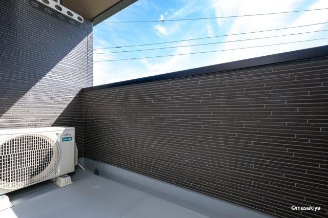 プレシャス・アイルのバルコニー|家賃割10％　割引期間は契約開始日より23ヶ月後の末日迄。