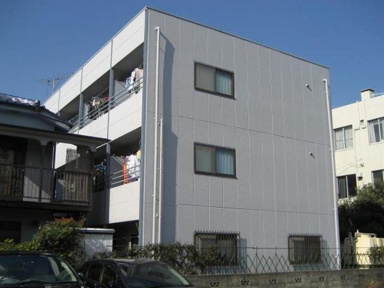 ３Ｆ建て　鉄骨造マンション