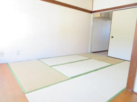 板の間の付いた和室