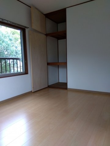 久留米市荒木町藤田のアパートの居間・リビング|居間です