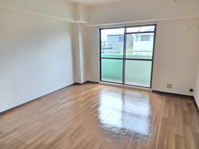 【バルコニー】 | ドエル岸和田