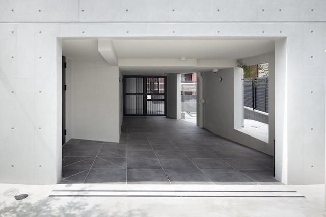 ラクラス中野弥生町のエントランス