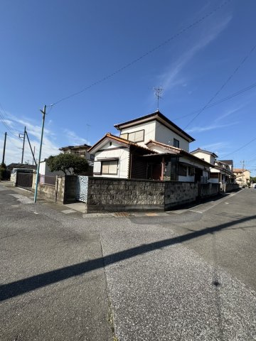 太田市龍舞町4185-5の前面道路含む現地写真