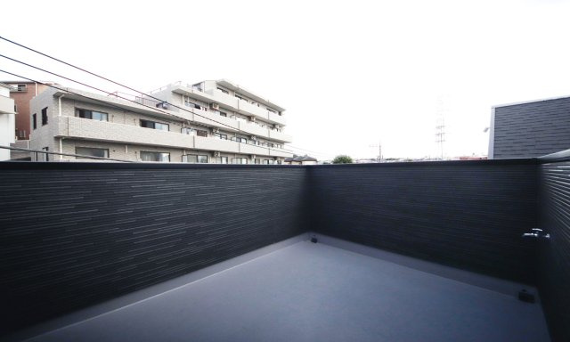 【バルコニー】