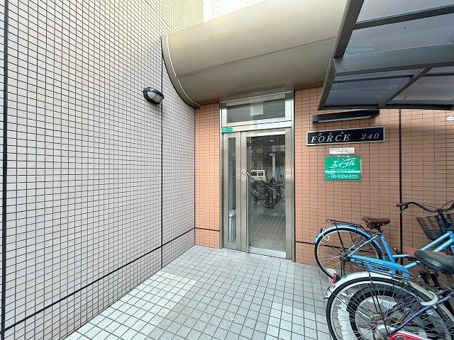 ホルス240のエントランス