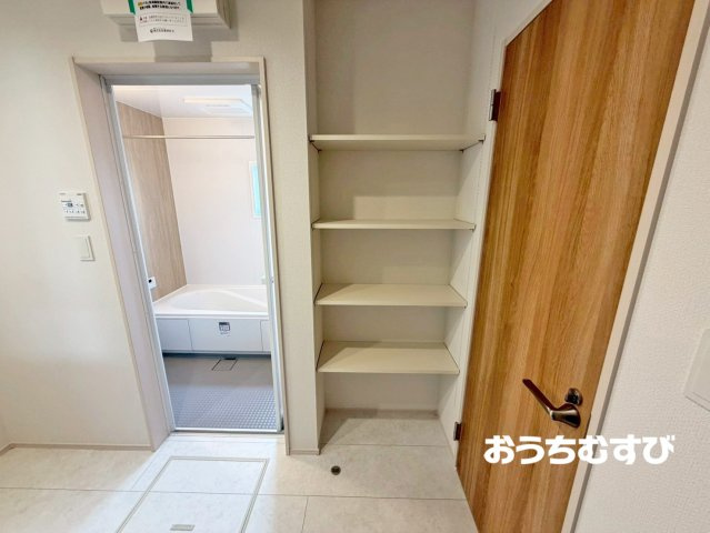 瀬戸市萩山台5丁目(全2棟)のランドリースペース