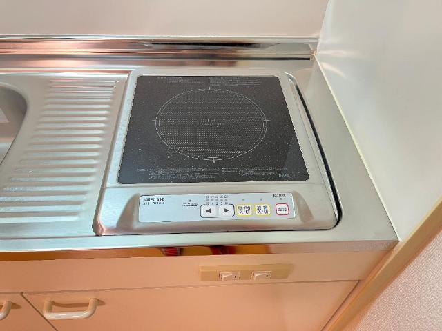 リバパレス靭公園のキッチン|ＩＨコンロ