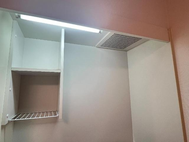 リバパレス靭公園の設備|キッチン換気扇