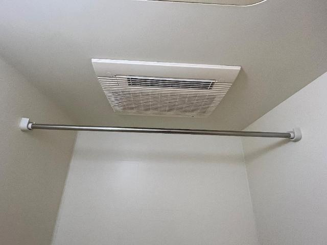 リバパレス靭公園のその他|浴室乾燥機