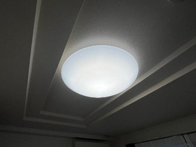 リバパレス靭公園の設備|照明器具