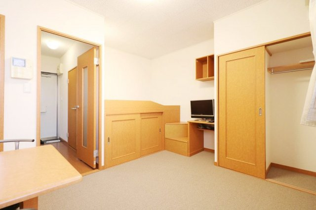 レオパレス本田ハイツの居間・リビング