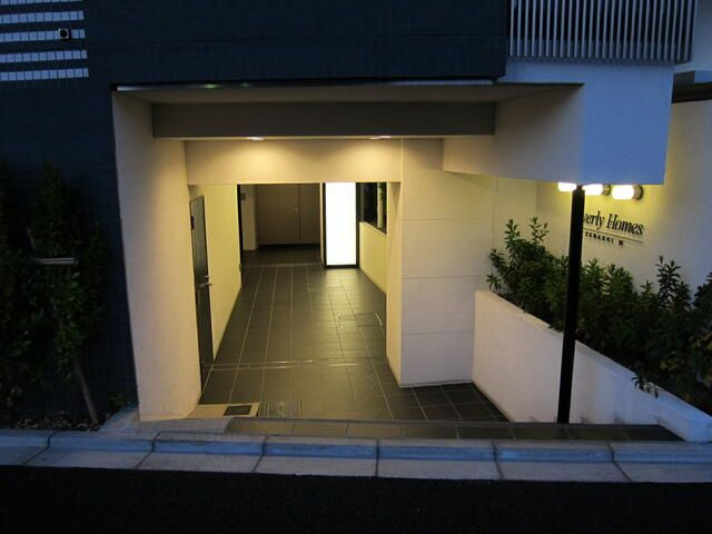 ビバリーホームズ田無Ⅲのエントランス