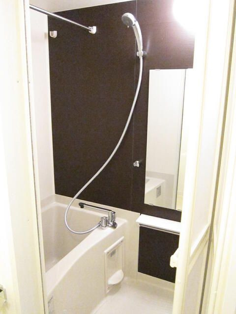 ビバリーホームズ田無Ⅲの浴室