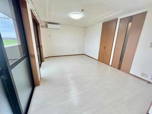 メゾン・シーティアの居間・リビング|リビング