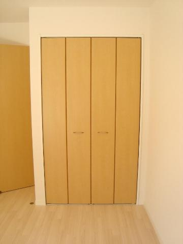 アイビスの収納|リビング収納（閉）