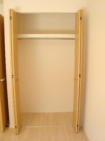 アイビスの収納|リビング収納(開)