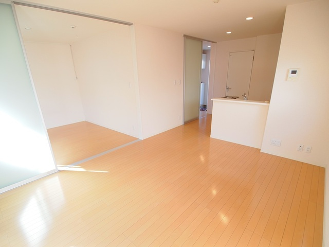 ＰｉｎｅＲｏｏｔｓ良福寺Ａの居間・リビング