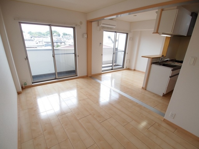 コート　アプルーバル　ネオの内装