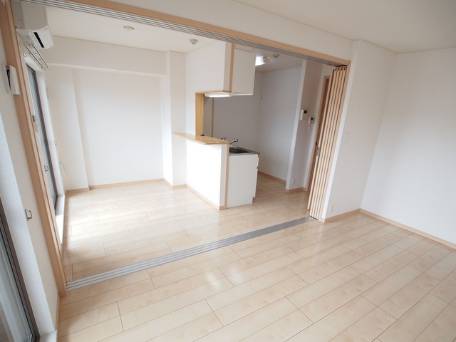 コート　アプルーバル　ネオの居間・リビング