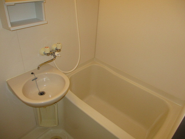 プランドール王寺の浴室