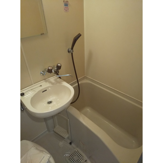 ブルースクエアの浴室