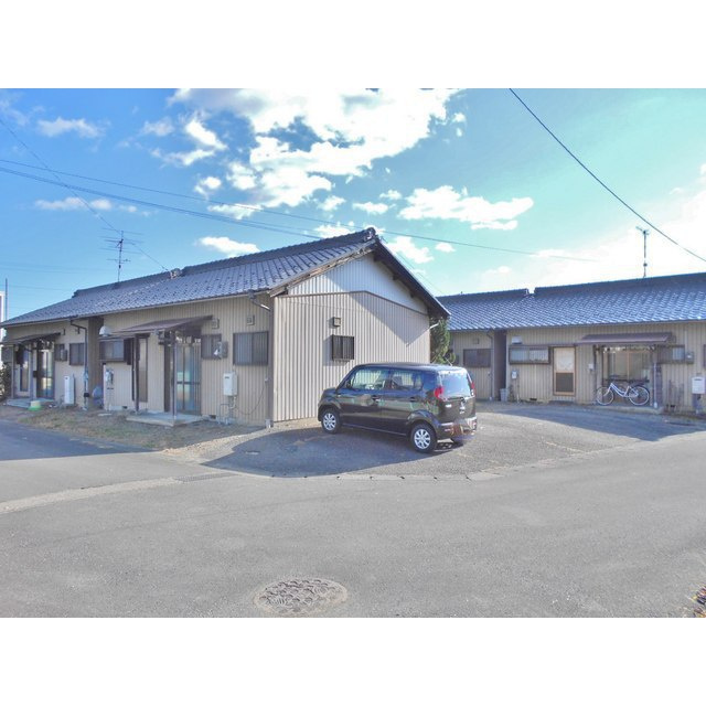 上土居2丁目貸家の外観