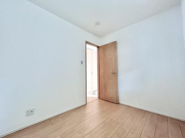 【洋室】 | 使い勝手の良いお部屋なので、お好みのお部屋を作ってみましょう！