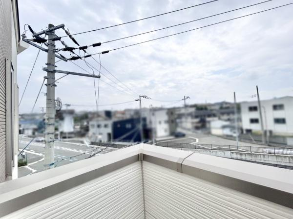 【その他】 | 2階・3階にバルコニーがあるので洗濯物がたくさん干せますね！