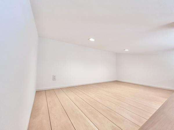 【内装】 | 3階の洋室2部屋にはそれぞれロフト付き！