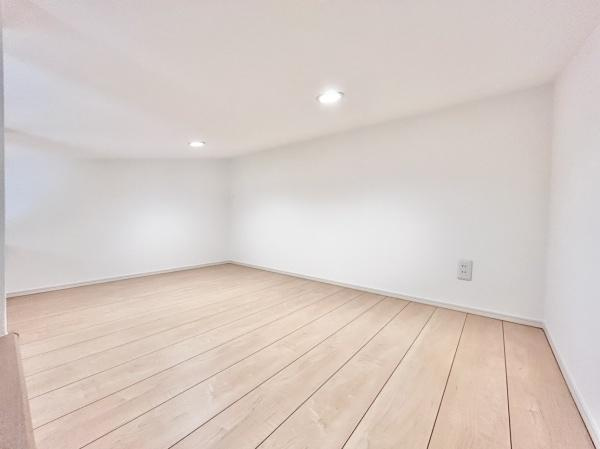 【内装】 | ロフトスペースは限られた部屋のスペースを立体的に使えます！
ワークスペースや趣味の部屋にすれば作業空間をしっかり分けれますね！