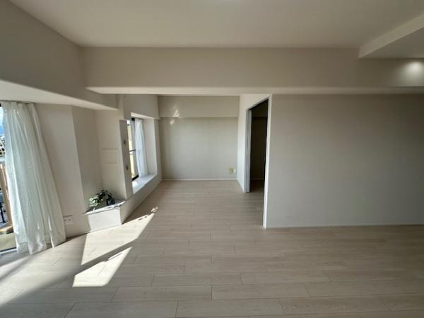 【居間・リビング】 | ふぁみーゆ寝屋川セントラルパークA棟