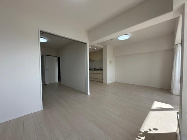 【居間・リビング】 | ふぁみーゆ寝屋川セントラルパークA棟